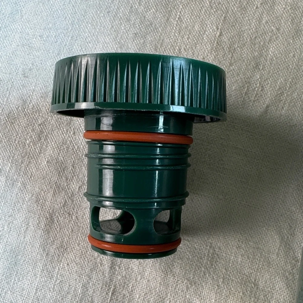 Vintage Aladdin Stanley Hammertone Green Insulated Thermos with Silver Accents - Picture 6 of 15